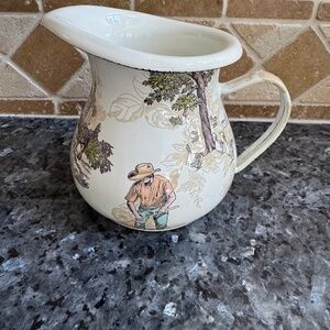 Very Rare MACKENZIE -CHILDS  Aurora  Cream Pitcher Retired Farm Barn Cows Enamel